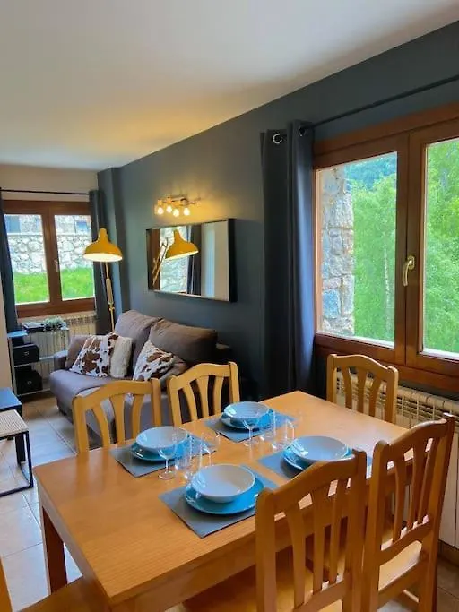 Moderno Y Rustico En Ransol 6Pax L By Bonesvacances Canillo